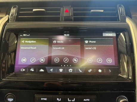 Land Rover Discovery 3.0 TD V6 HSE Auto 4WD Euro 6 (s/s) 5dr 33