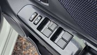 Toyota Yaris 1.33 Dual VVT-i Design Hatchback 5dr Petrol Multidrive S Euro 6 (99 ps) 55