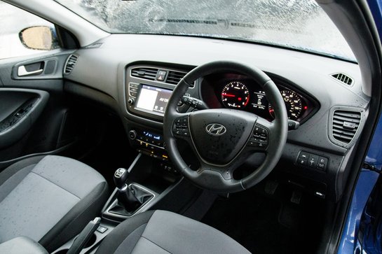 Hyundai i20 MPI PREMIUM SE NAV