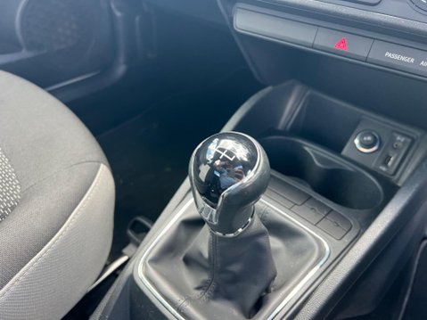 SEAT Ibiza 1.2 TSI SE Euro 6 5dr 33