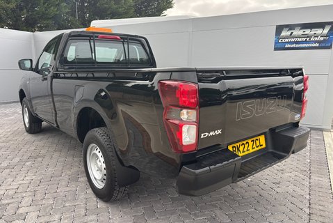 Isuzu D-Max 1.9 TD Utility 4x4 Single Cab Pickup 2