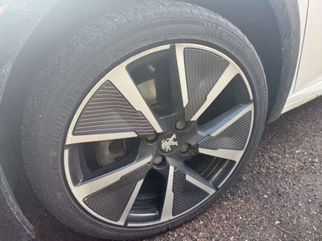 Peugeot 208 208 GT Line EV 5dr 29