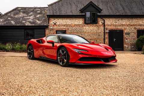 Ferrari SF90 Stradale 4.0T V8 7.9kWh F1 DCT 4WD Euro 6 (s/s) 2dr 4