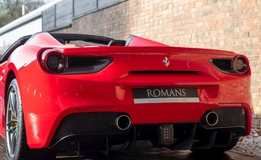 Ferrari 488 Spider 25