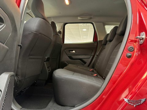 Dacia Duster 1.3 TCe Prestige Euro 6 (s/s) 5dr 73