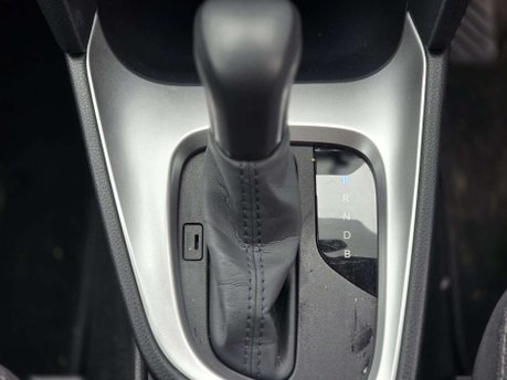 Toyota Yaris Cross 1.5 VVT-h Design SUV 5dr Petrol Hybrid E-CVT Euro 6 (s/s) (116 ps) 15