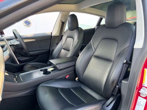 Tesla Model 3 Saloon 4dr Electric Auto RWD (241 bhp) 54