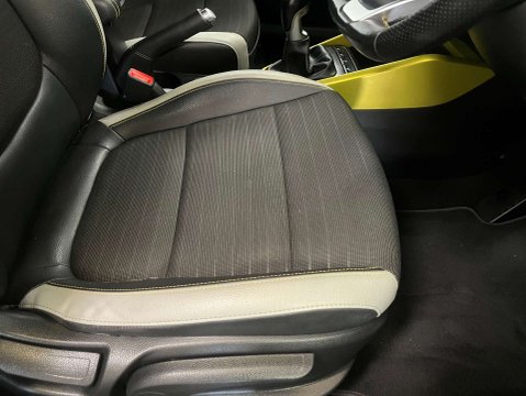 Kia Stonic 1.0 Stonic First Edition 5dr 12