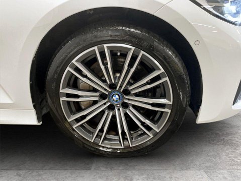 BMW 3 Series 2.0 330e 12kWh M Sport Saloon 4dr Petrol Plug-in Hybrid Auto xDrive Euro 6 19