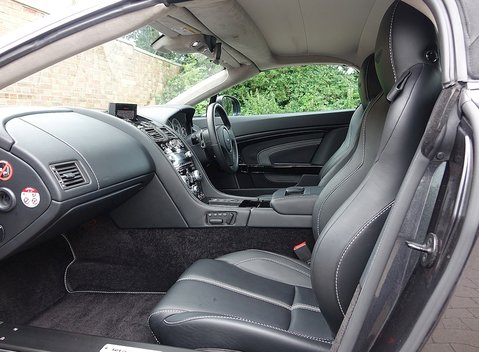 Aston Martin V12 Vantage S Roadster 20