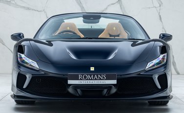 Ferrari F8 SPIDER 4