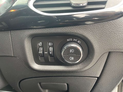 Vauxhall Astra 1.4 Astra SRi 5dr 40