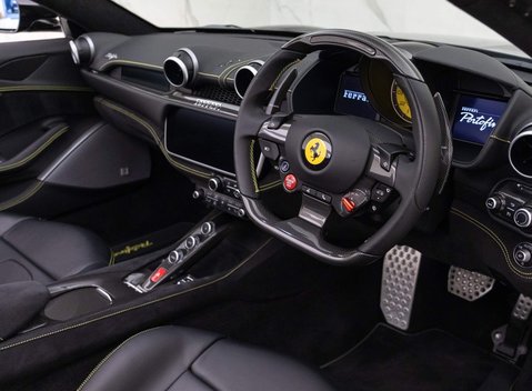 Ferrari Portofino 6