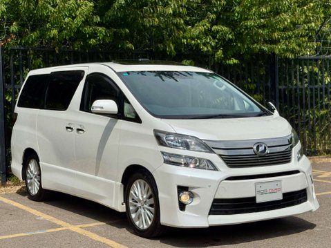 Toyota Vellfire G Edition V6 Sunroof 25