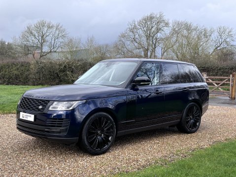 Land Rover Range Rover WESTMINSTER BLACK MHEV 2