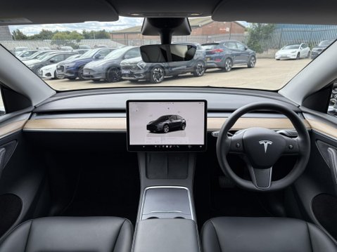 Tesla Model Y (Dual Motor) Long Range SUV 5dr Electric Auto 4WDE (384 bhp) 31