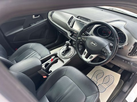 Kia Sportage 2.0 Sportage KX-4 CRDi Auto 4WD 5dr 3