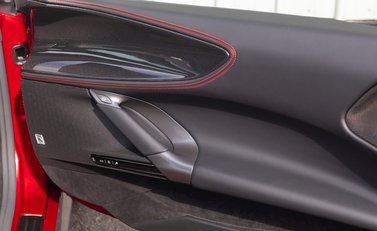 Ferrari SF90 Stradale 21