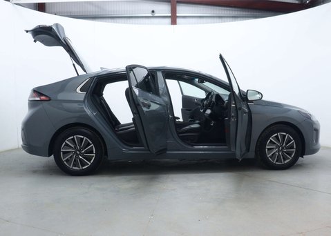 Hyundai IONIQ IONIQ Premium SE BEV 5dr 65