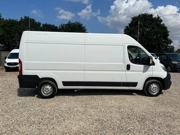 Vauxhall Movano LWB L3H2 (SOLD) Medium Roof F3500 Edition T D S/S EURO 6 NO VAT 5