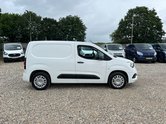 Vauxhall Combo SWB L1H1 Low Roof Sportive 2000 Air Con Sensors Nav EURO 6 NO VAT 5