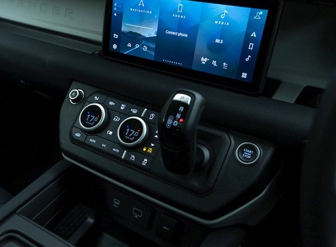 Land Rover Defender 110 D250 First Edition 20