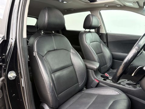 Kia Niro 1.6 Niro 4 HEV Semi-Auto 5dr 17