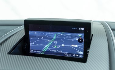 Aston Martin V12 Vantage S 15