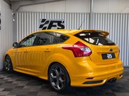 Ford Focus 2.0T EcoBoost ST-3 Hatchback 5dr Petrol Manual Euro 5 (s/s) (250 ps) 32