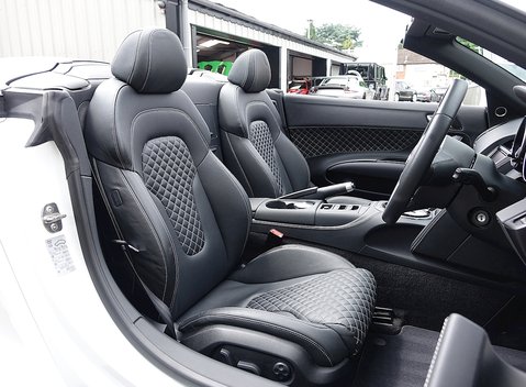Audi R8 V10 Spyder 11