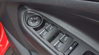 Ford Kuga 2.0 TDCi Zetec SUV 5dr Diesel Powershift AWD Euro 6 (s/s) (150 ps) 56
