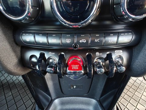 Mini Hatch 1.5 Cooper Exclusive Steptronic Euro 6 (s/s) 5dr 48