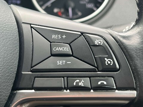 Nissan Qashqai 1.2 Qashqai N-Connecta DiG-T CVT 5dr - NATIONAL DELIVERY* 39