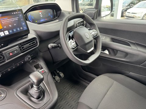 Peugeot Partner BLUEHDI PROFESSIONAL L1 15