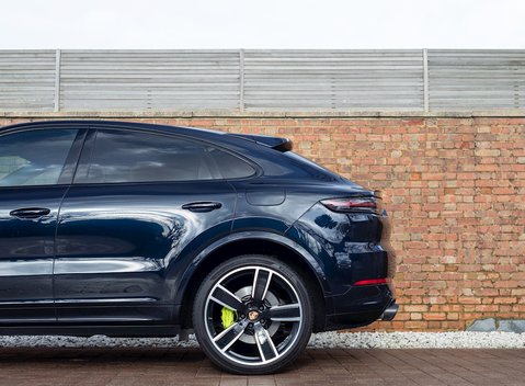 Porsche Cayenne E-Hybrid Coupé 26