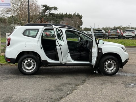 Dacia Duster ESSENTIAL TCE 3