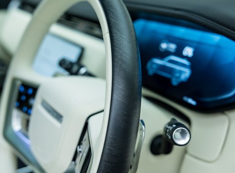 Land Rover Range Rover P460e Autobiography LWB 11