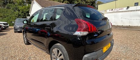 Peugeot 3008 BLUE HDI S/S ACTIVE.. AUTOMATIC.. 1 PREVIOUS KEEPER.. 4 SERVICES.. STUNNING 1