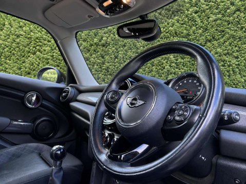 Mini Hatch 1.5 Cooper Hatchback 5dr Petrol Manual Euro 6 (s/s) (136 ps) 10