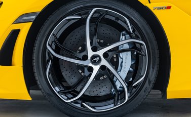 McLaren 750S 24