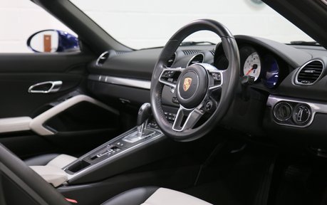 Porsche 718 Boxster PDK - Sports Exhaust, PDLS, Rev Camera and More 14