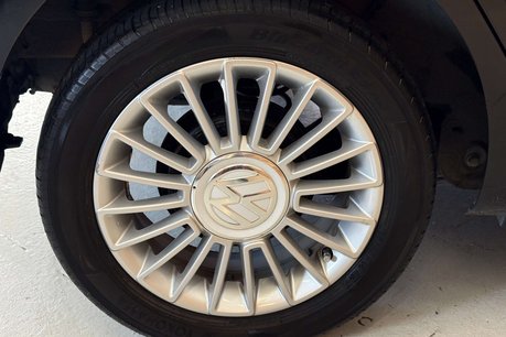 Volkswagen Up 1.0 High up! Hatchback 5dr Petrol ASG Euro 5 (75 ps) 57