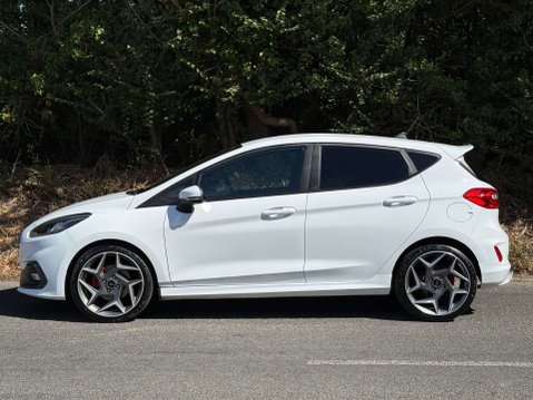 Ford Fiesta 1.5 Fiesta ST-2 T 5dr 9