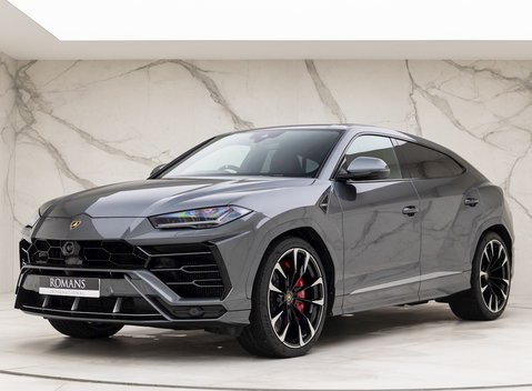 Lamborghini Urus 6