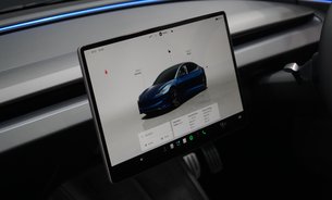 Tesla Model 3 PERFORMANCE AWD Deep Blue Metallic GROK AI RYZEN 20" ALLOYS BLACK INTERIOR 24