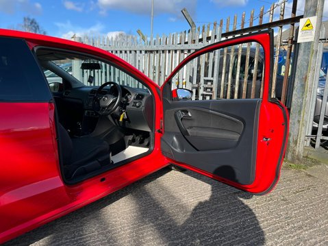 Volkswagen Polo 1.0 MATCH 45