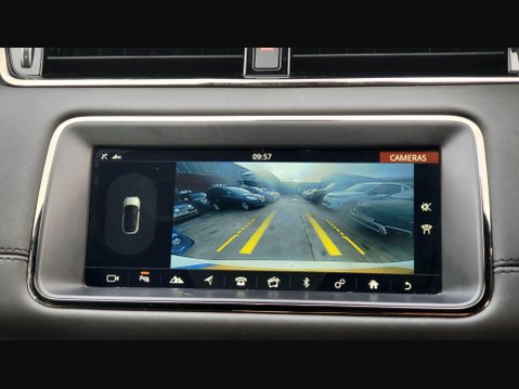 Land Rover Discovery Sport R-DYNAMIC HSE 36