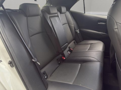 Toyota Corolla 1.8 VVT-h Excel CVT Euro 6 (s/s) 5dr 15