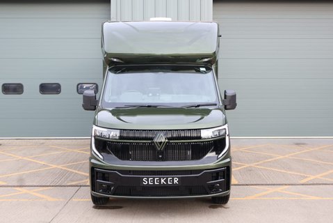 Renault Master BRAND NEW 3.5 TON STALLION BUILD EXTREME HEAVY DUTY HORSEBOX FROM SEEKER  3