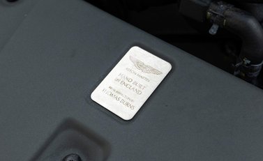 Aston Martin V12 Vantage S Roadster 32